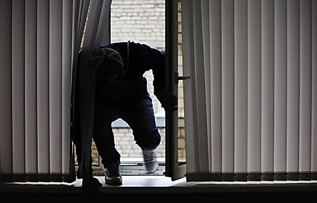 Свежие новости: В Южноукраинске отдали под суд мужчину, который обворовал семь квартир