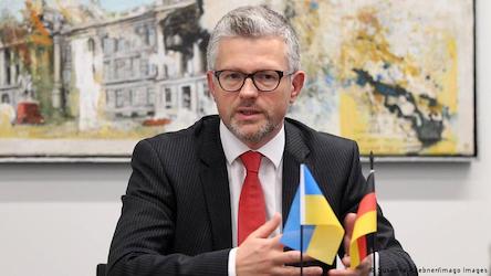 Фото новости: «Пока вы 8 недель колебались с поставками оружия, россия убивает наших женщин и детей»: Посол Украины раскритиковал Германию Свежие новости: «Пока вы 8 недель колебались с поставками оружия, россия убивает наших женщин и детей»: Посол Украины раскритиковал Германию