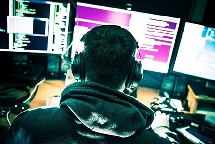 Свежие новости: В США украинца признали виновным в краже более $10 миллионов у Microsoft