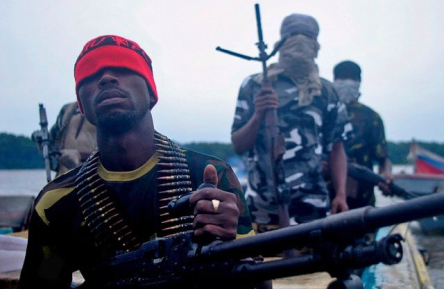 Свежие новости: Похищенный пиратами у берегов Нигерии украинский моряк вернулся домой