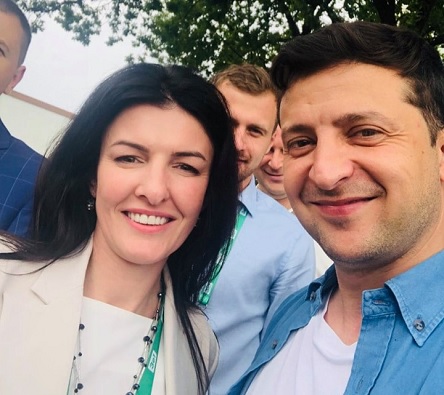 Фото новости: Третій пішов: Рух ЧЕСНО виявив у “Слузі народу” ще одного кнопкодава Свежие новости: Третій пішов: Рух ЧЕСНО виявив у “Слузі народу” ще одного кнопкодава