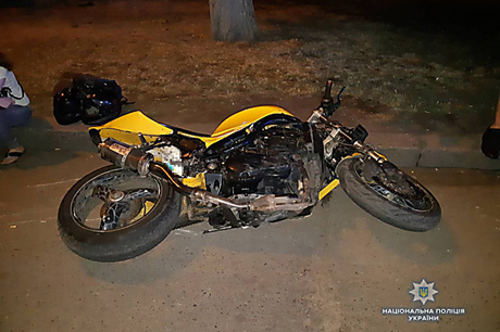 Свежие новости: В Николаеве в результате столкновения спортивного мотоцикла и мопеда госпитализировали четырех человек