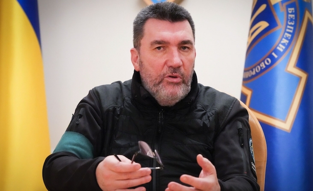 Свежие новости: Росіяни не збираються самостійно відступати із Херсона, — секретар РНБО Данілов