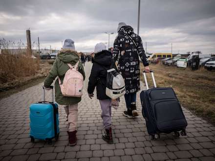 Свежие новости: Сколько денег нужно украинцам за рубежом