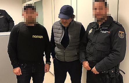 Свежие новости: ВИДЕО: Украина экстрадировала в Испанию российского «вора в законе», которого разыскивает Интерпол