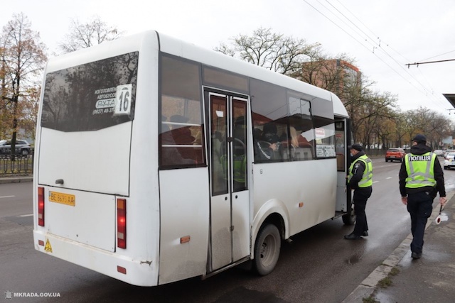 Свежие новости: В Николаеве из «маршруток» высаживали пассажиров без масок