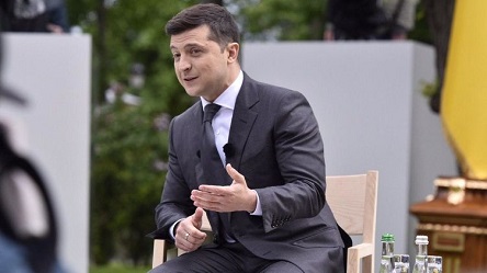 Свежие новости: Зеленский пообещал Украине нормальные дороги до конца своего президентства