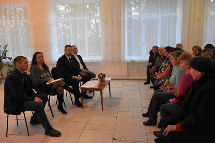 Свежие новости: Глава Николаевской ОГА Стадник встретился с жителями села Щербани Вознесенского района