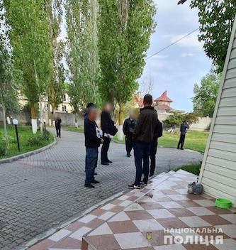 Свежие новости: В Коблево захватили базу отдыха: полиция начала расследование