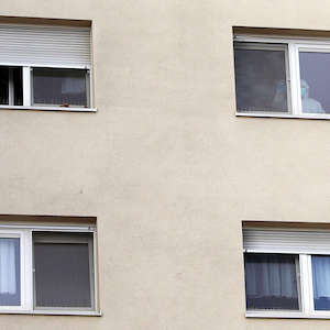 Свежие новости: Жительница Николаева выпала из окна