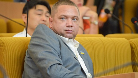 Фото новости: Кормышкин причастен к финансовой пирамиде, которая украла у людей 37 млн Свежие новости: Кормышкин причастен к финансовой пирамиде, которая украла у людей 37 млн