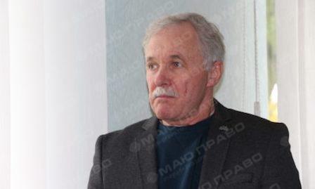 Свежие новости: ВИДЕО: Есть воспитательный процесс, — главврач Снигиревской ЦРБ Ястребов об отношениях с молодыми специалистами