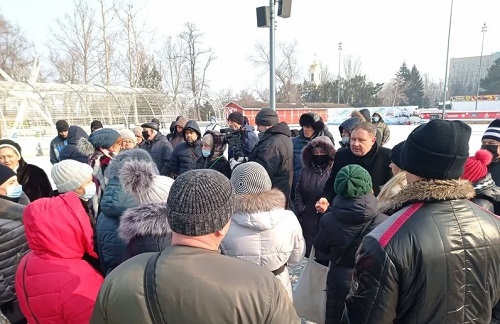Свежие новости: В Николаеве на главную площадь в -14 вышли митинговать против тарифов