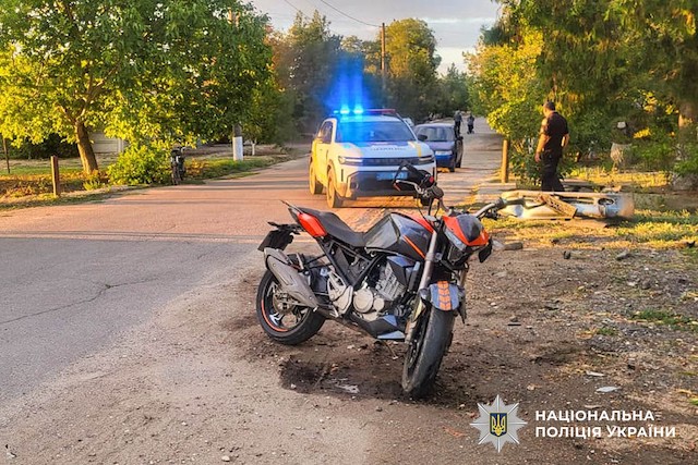 Свежие новости: На Миколаївщині зіткнулися автомобіль і мотоцикл: 14-річна дівчина загинула