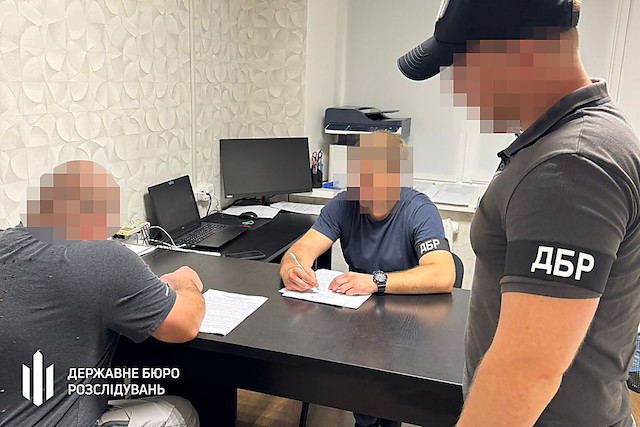 Свежие новости: На Донеччині викрили схему: військовим-музикантам платили по 100 тисяч «за фронт», де вони не воювали